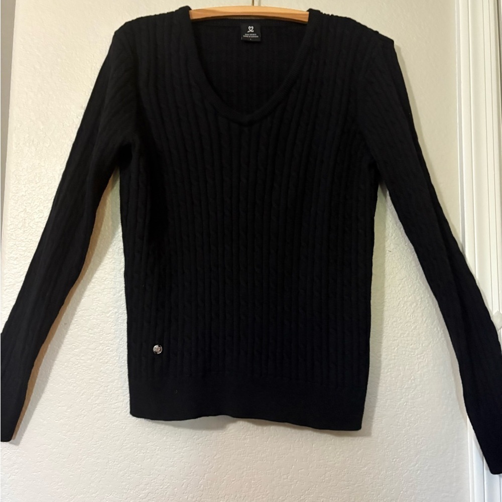 Daily Sports Black V-Neck Cable Knit Sweater. Cotton with a touch of Cashmere. - Picture 6 of 13